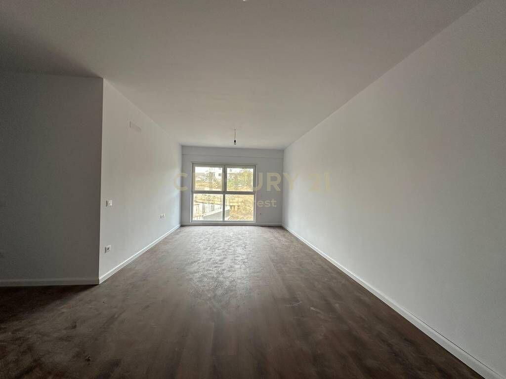 Yzberisht, Shesim apartament 2+1+2