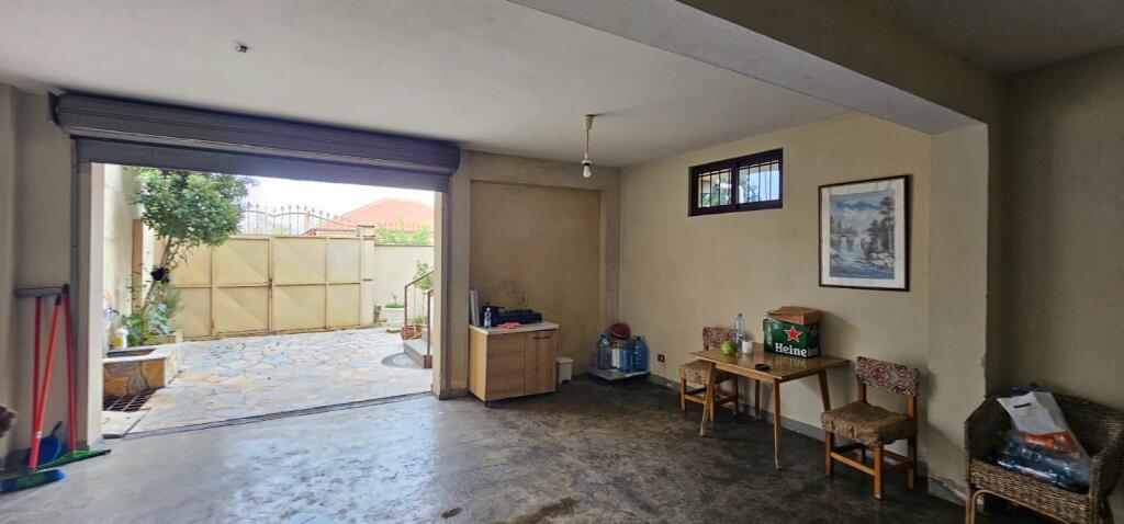 🏡 SHITET SHTËPI PRIVATE 2 KATESHE SHIJAK