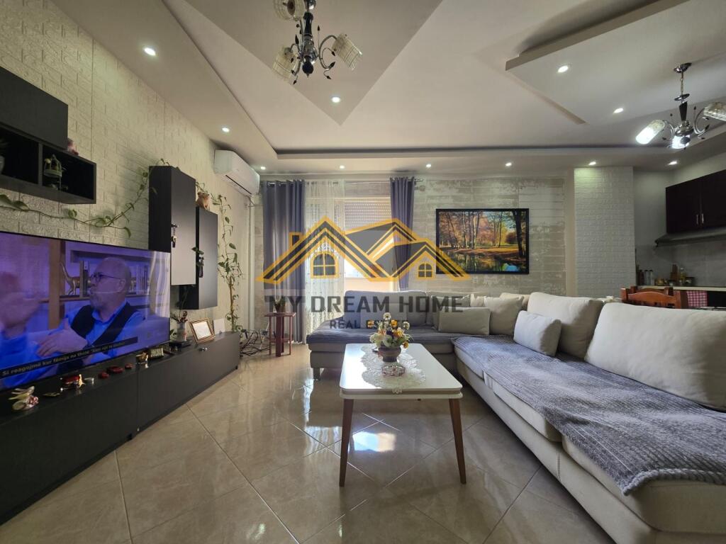 FOR SALE, APARTMENT 2+1+2, DURRES, FORMER URT