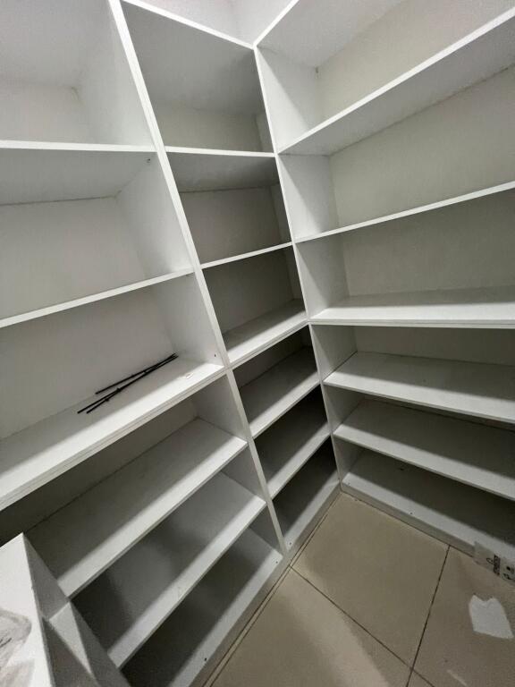 Dyqan Me Qera tek ish Parku i Autobusave (ID BD21764) Tirane