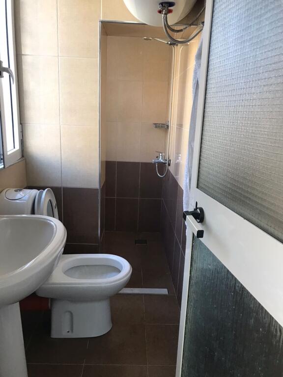 Jepet Me Qera Apartament 2+1+1 Ballkon