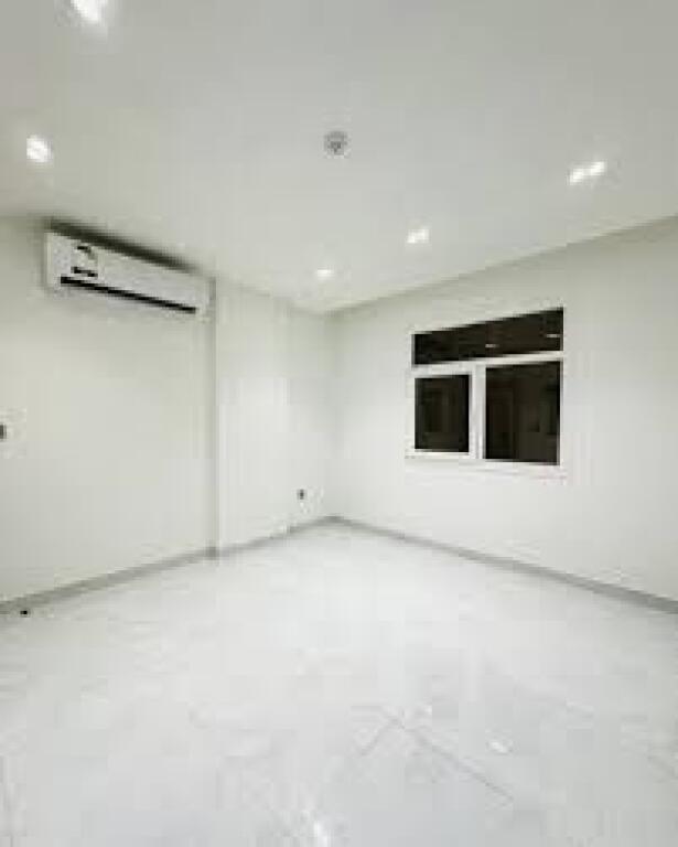 Zyre me Qera tek Bulevardi Bajram Curri (ID BZ2752) Tirane