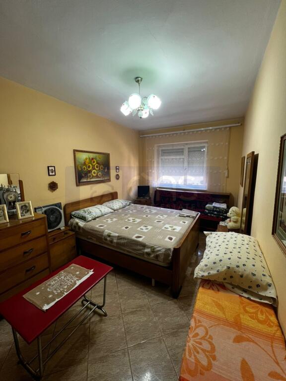 Si affitta appartamento 1+1 in Via dei Kosovari.