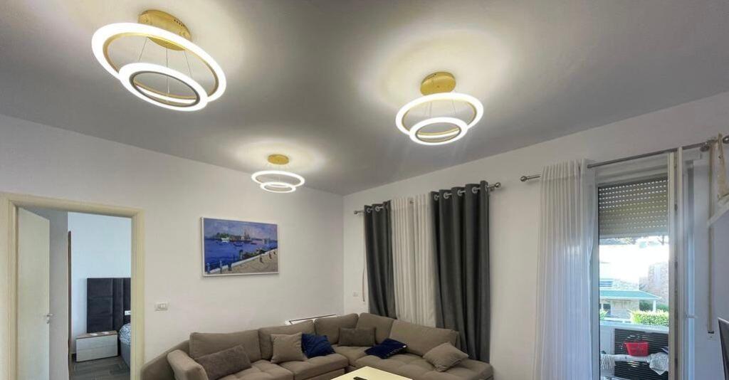 APARTMENT 2+1 FOR SALE AT LURA 3 GJIRI I LALZIT!