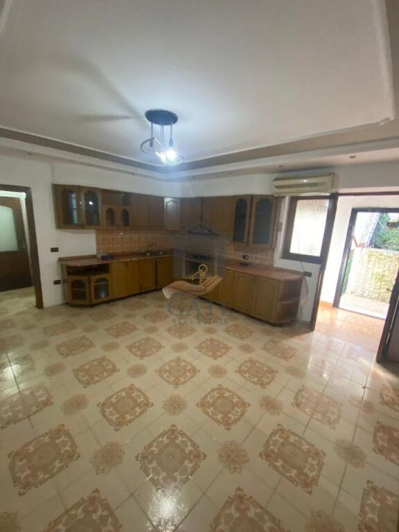 Apartament 2+1 për qira – Ish Rajoni i Policisë, Durrës