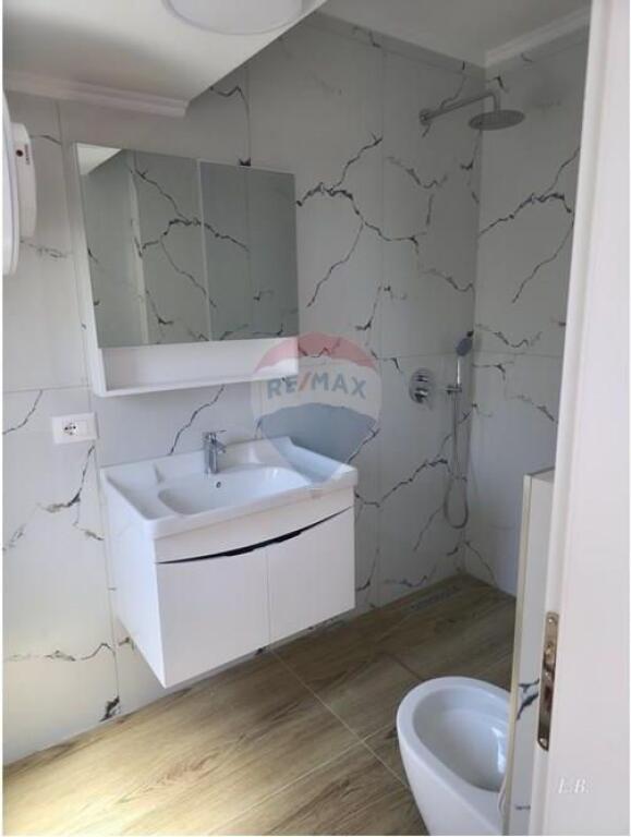 Studio apartment - For Sale - Myslym Shyri, Tirana (ID: 530221059-320)