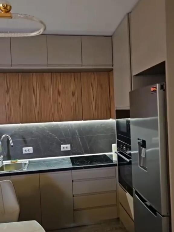 Jepet me qera apartament 2+1  Rruga Dritan Hoxha!