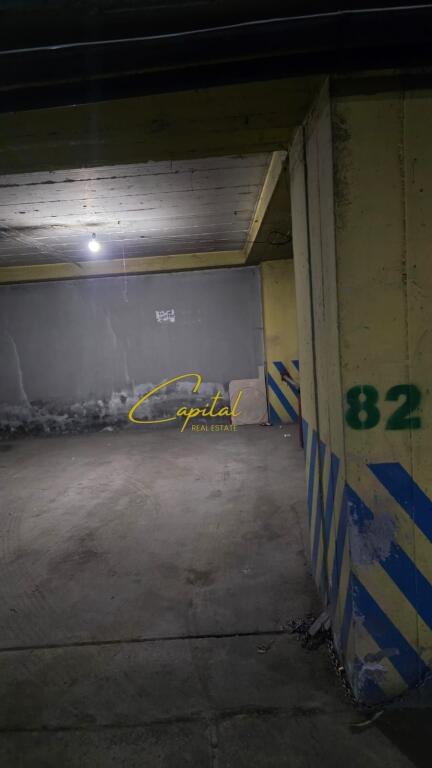 GARAGE IN VENDITA 13 M2 VIA BARRICATE 40.000 EURO