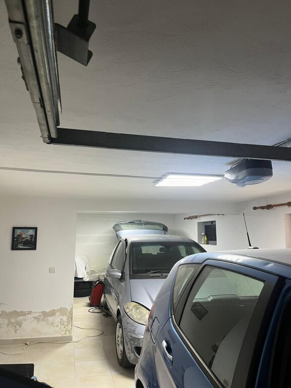 Vilë me qira pranë lagjes Ali Demi