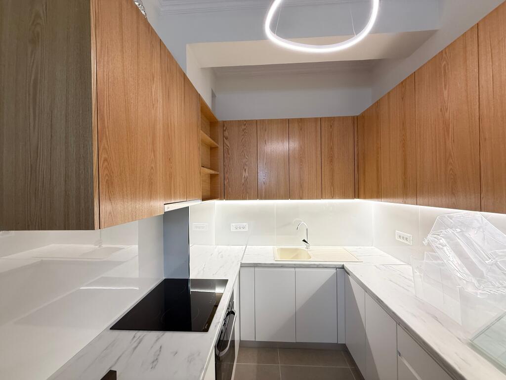 Apartament 2+1 per Qera tek Liqeni i Thate