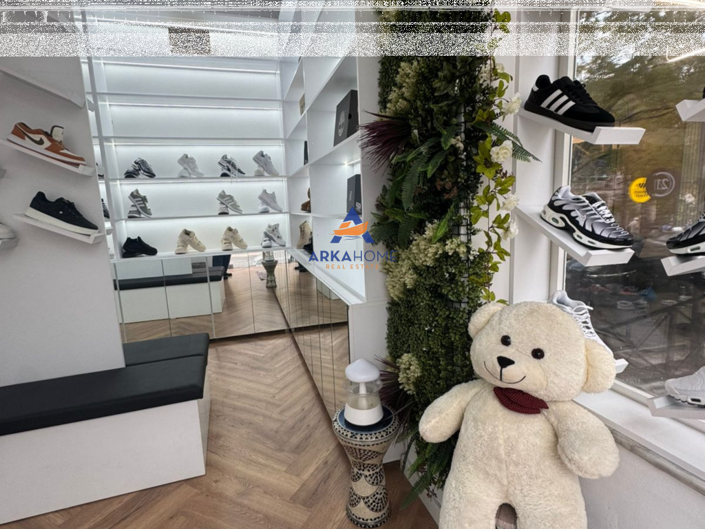 JEPET DYQAN ME QERA PRANE SHKOLLES SE BALETIT 700 EURO