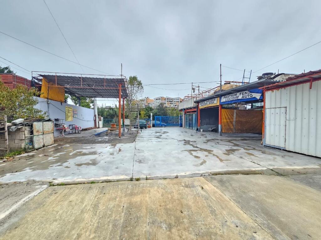 JEPET LAVAZH ME QERA NE PLEPA