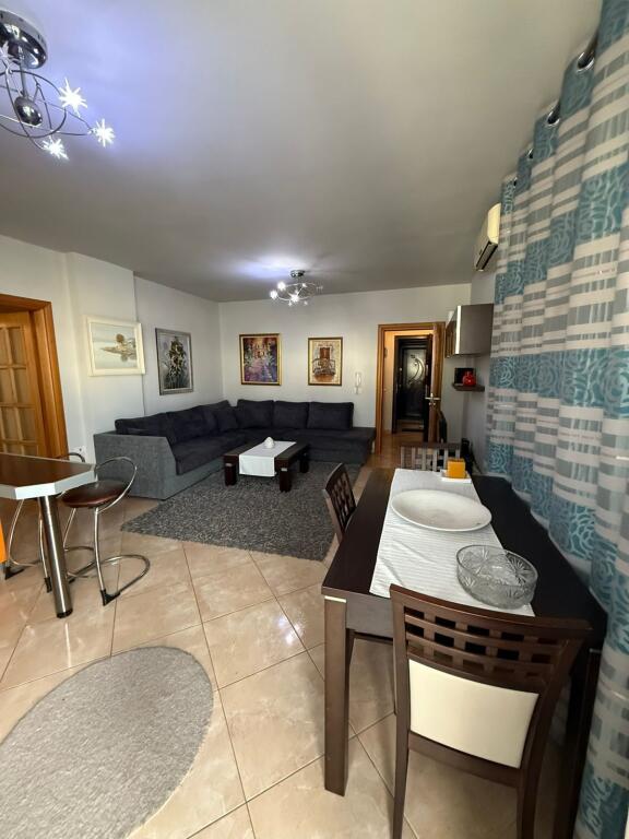 Apartament per shitje tek zona Tirana e re