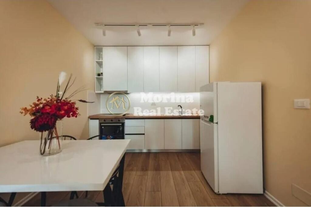 Qera, Apartament 1+1 ,Myslym Shyri, 650 Euro/Muaj