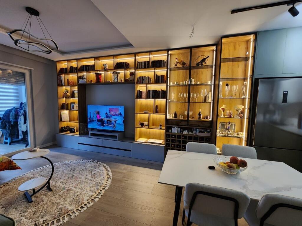 Apartament 2+1+2,Tregu i ri Elektrik!