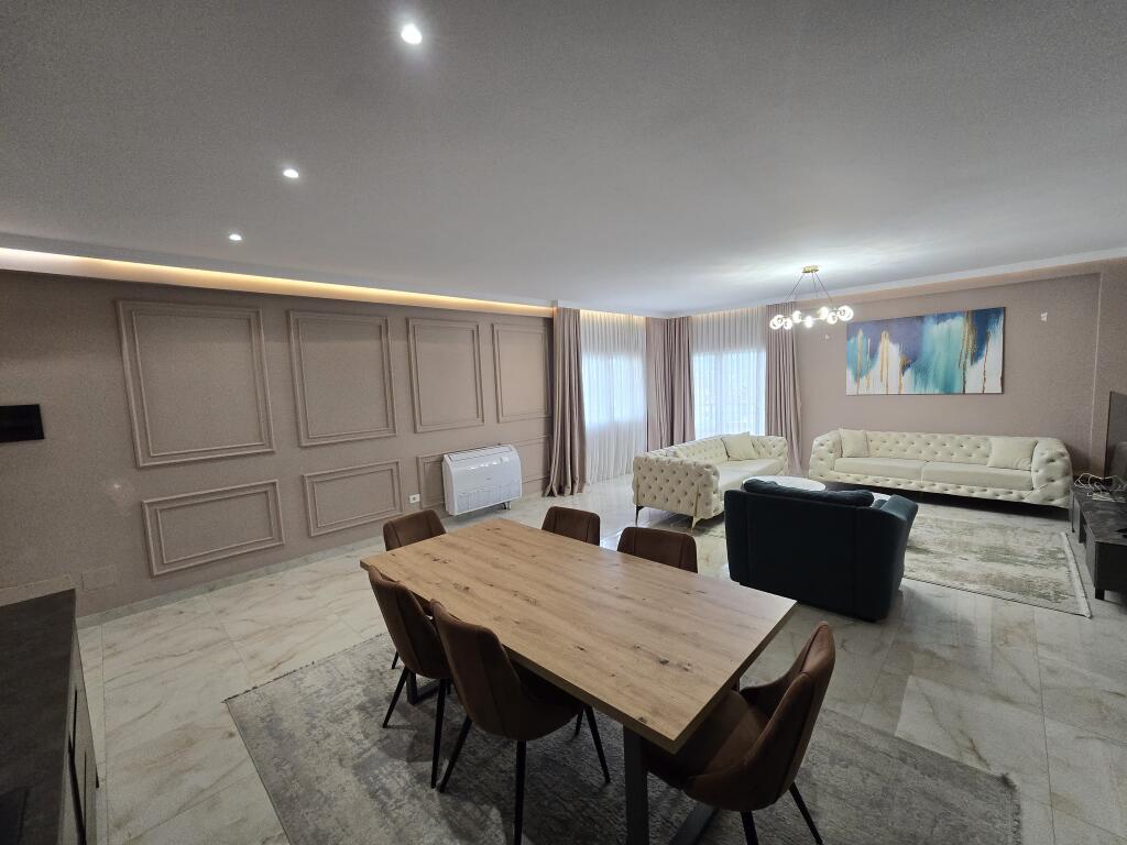 *APARTAMENT 3+1+2+ POST PARKIMI | ME QIRA | LIQENI I FARKËS*