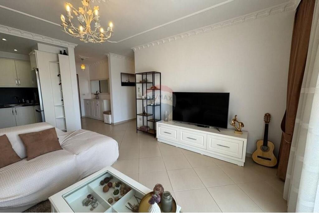 Apartment for rent 2+1+2 at Astiri