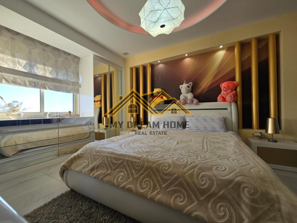 Shitet Super apartament 1+1+Garazhd i investuar, Plazh Durres.
