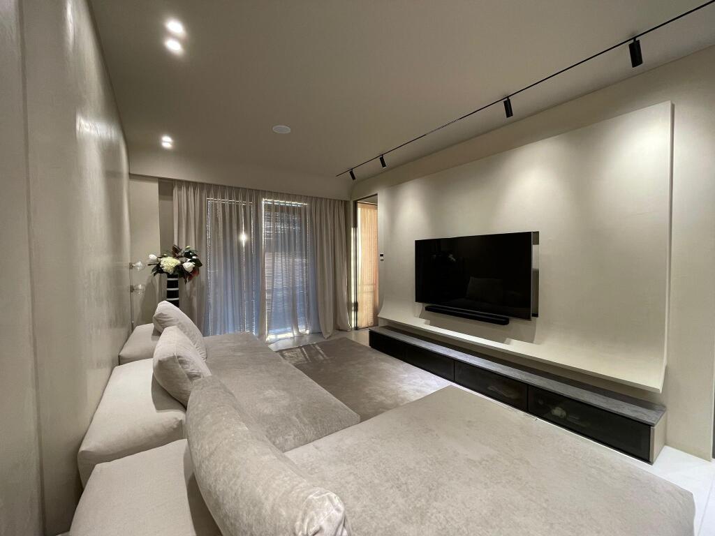 Apartament me pamje nga deti për qira afatgjatë Vlorë