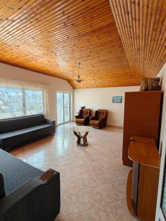 APARTAMENT DUPLEX ME QERA 2+2 RRUGA E DIBRES 60.000 LEKE