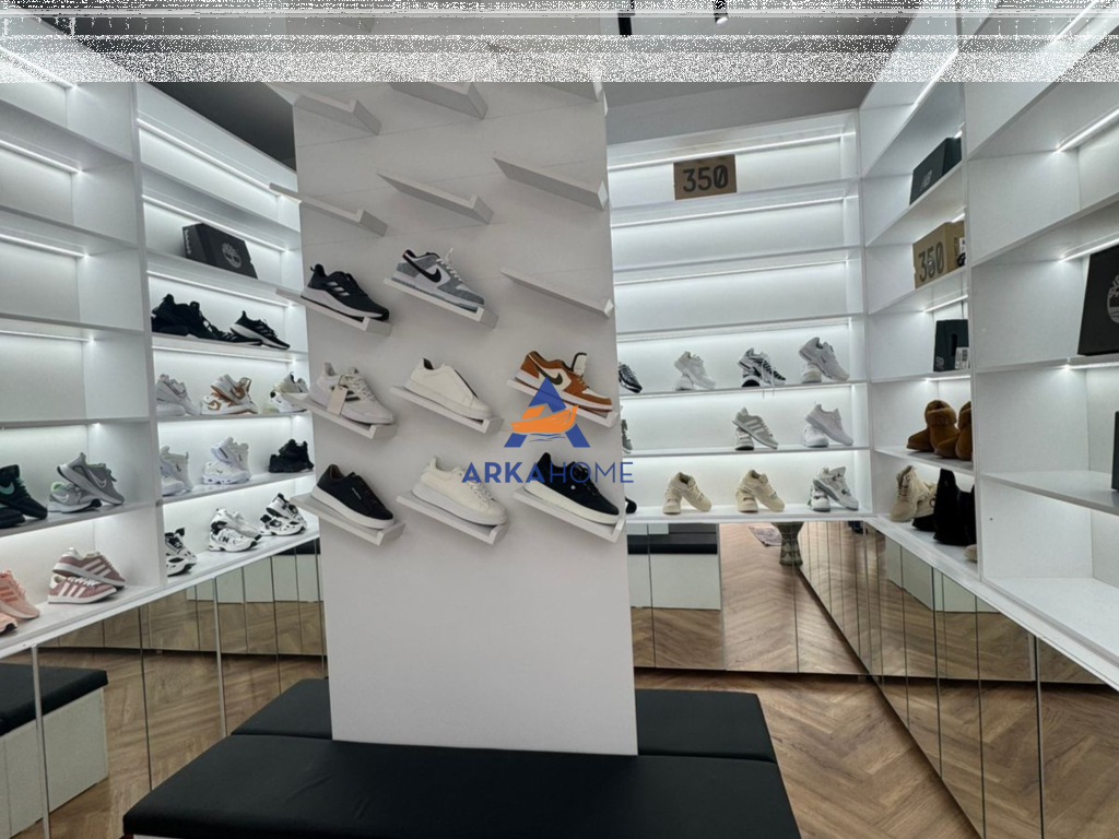 JEPET DYQAN ME QERA PRANE SHKOLLES SE BALETIT 700 EURO