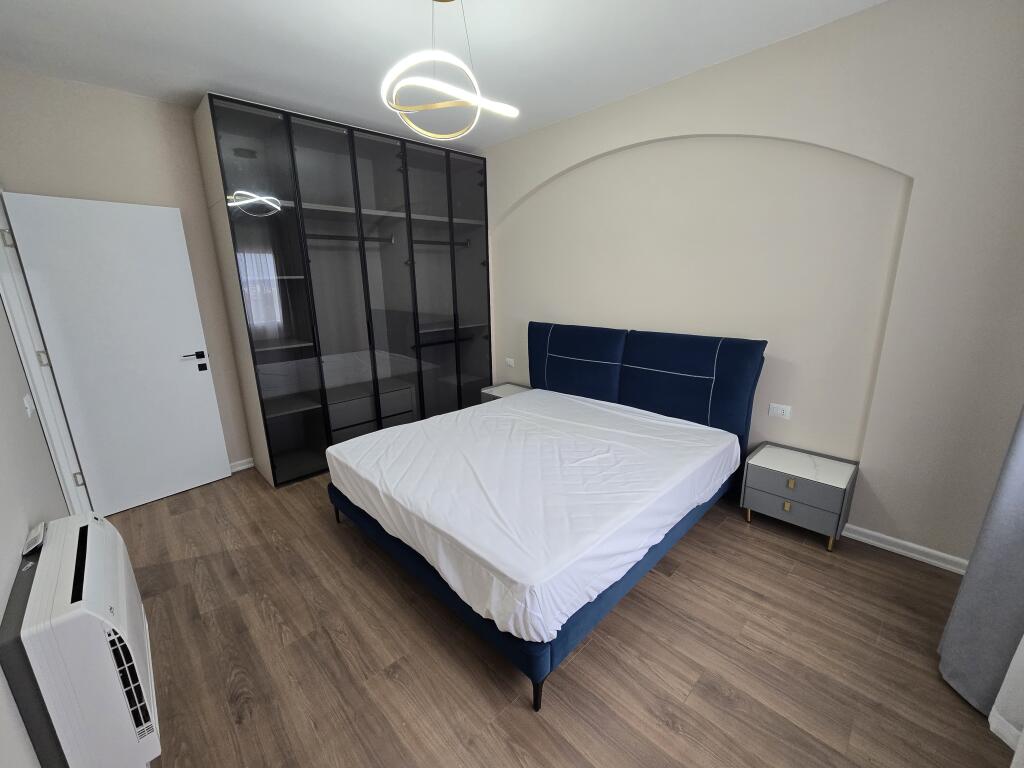 *APARTAMENT 1+1+ POST PARKIMI | ME QIRA | LIQENI I FARKËS*
