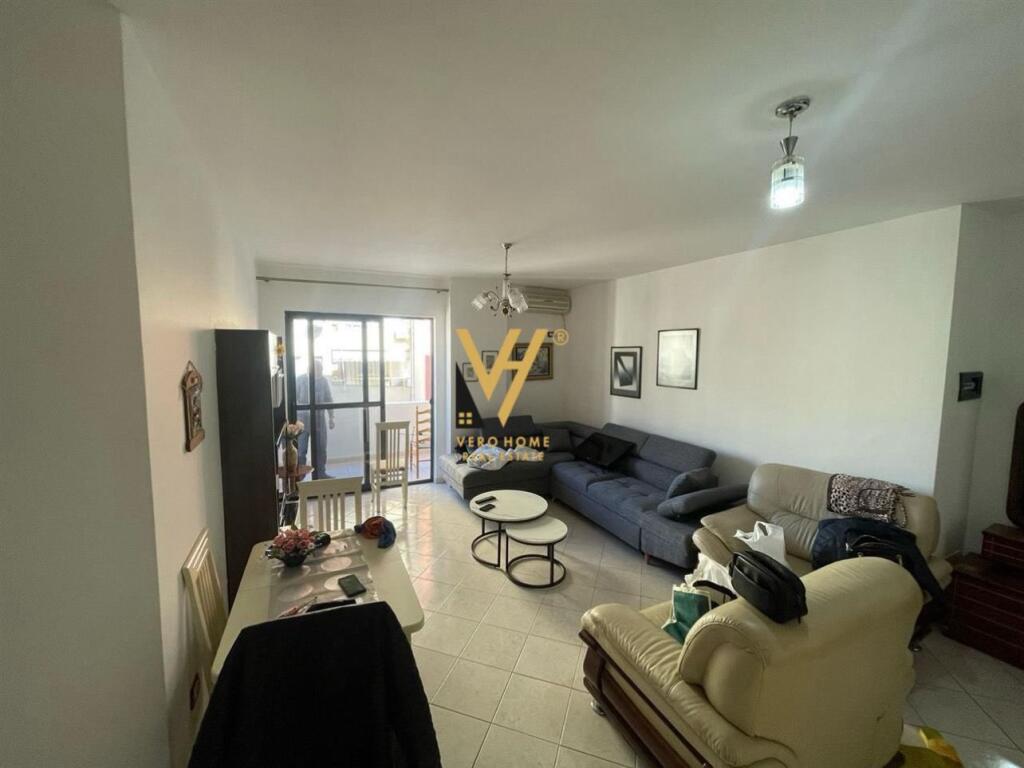 JEPET APARTAMENT 2+1+BLK ME QERA NE ASTIR 50.000 LEKE