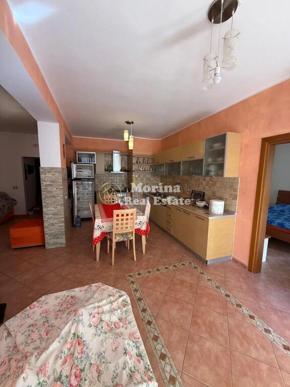 Shitet, Apartamenti 3+1+2+2bllk, Vlore, 250.000Euro ( i diskutueshem)