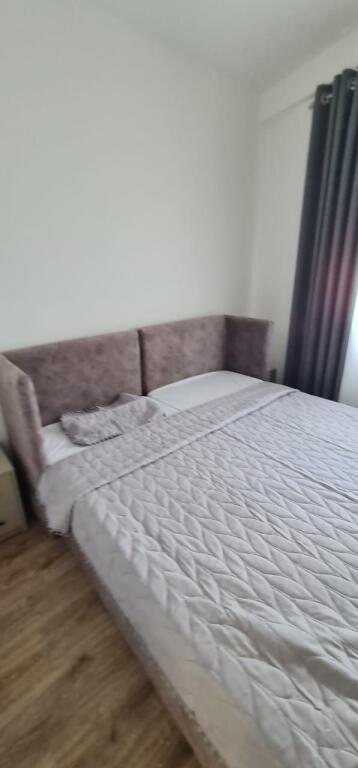 Apartament 1+1 me qera Laprake