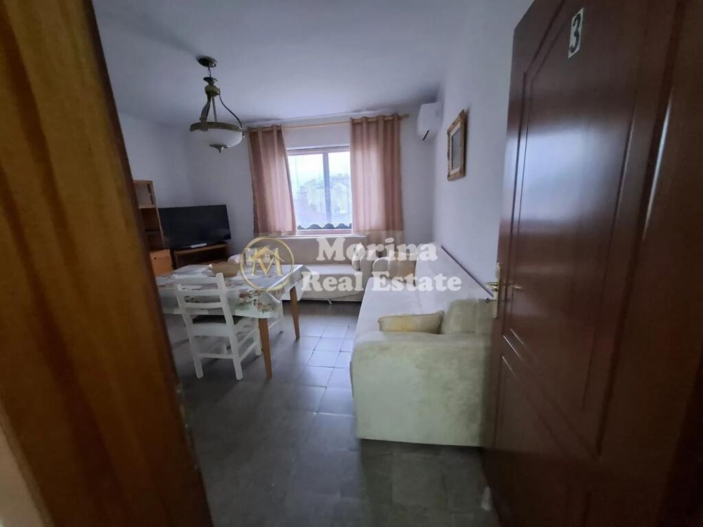 Qera, Apartament 2+1, Pazari Ri, 600 Euro/Muaj