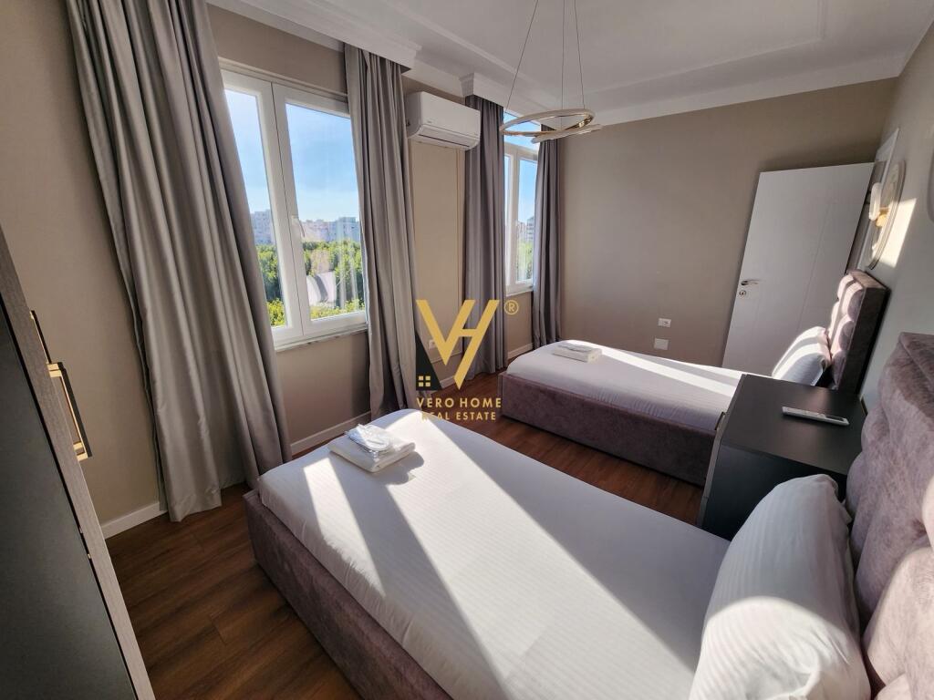 JEPET APARTAMENT 2+1+2 ME QIRA TE ISH EKSPOZITA 1.500 EURO