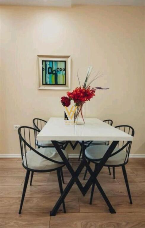 JEPET APARTAMENT 1+1 ME QERA TE RRUGA ISLAM ALLA 650 EURO