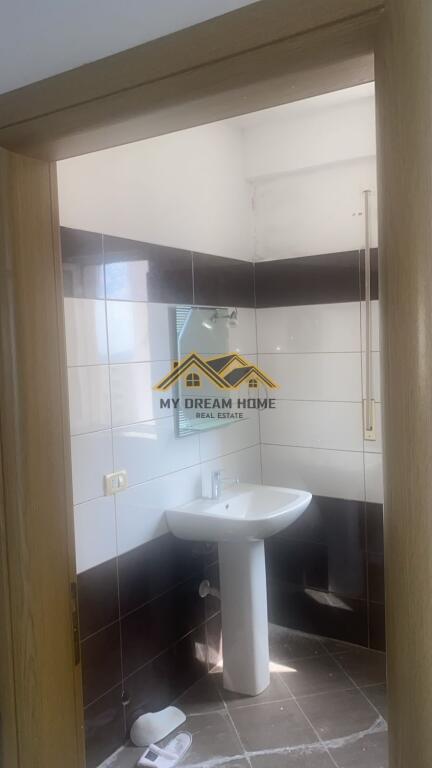SHITET APARTAMENT 1+1 ME PAMJE BALLORE NGA DETI SHKEMBI I KAVAJES