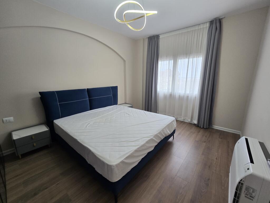 *APARTAMENT 1+1+ POST PARKIMI | ME QIRA | LIQENI I FARKËS*