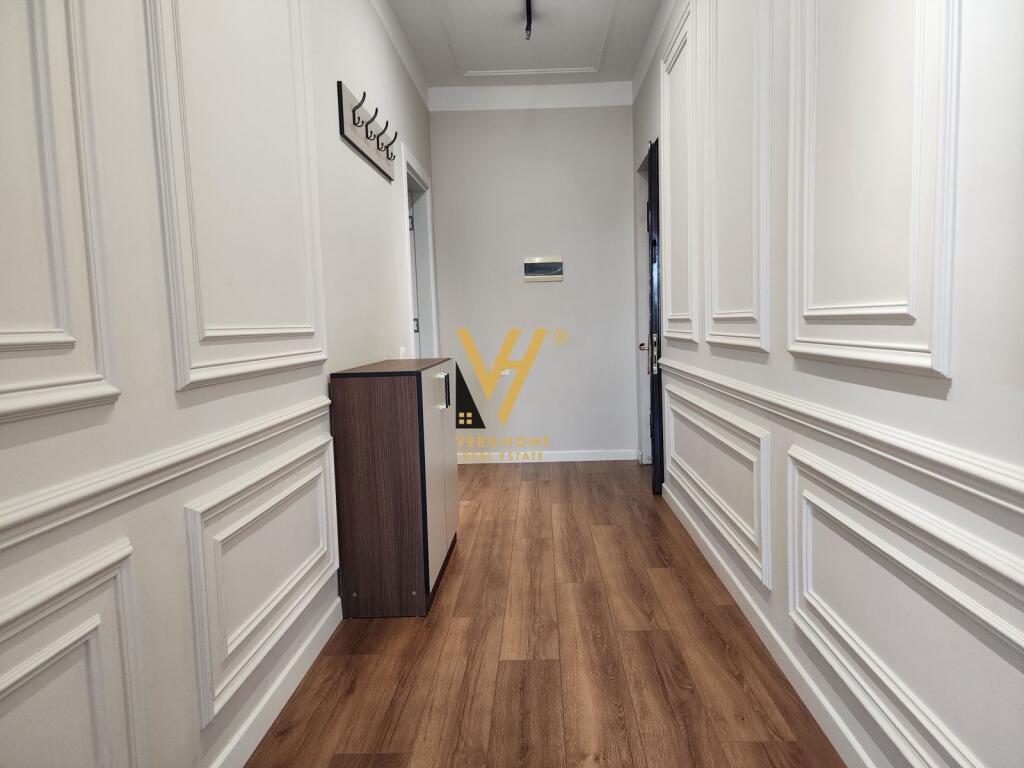 JEPET APARTAMENT 2+1+2 ME QIRA TE ISH EKSPOZITA 1.500 EURO