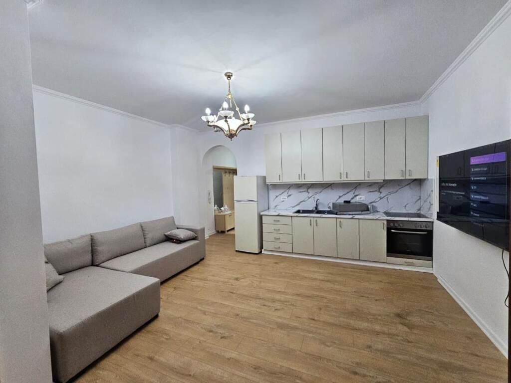 Shitet apartament 2+1+Ballkon || 📍Liqeni i Thate || Kati 2, 67 m² 148.000€ (2 min nga Liqeni)