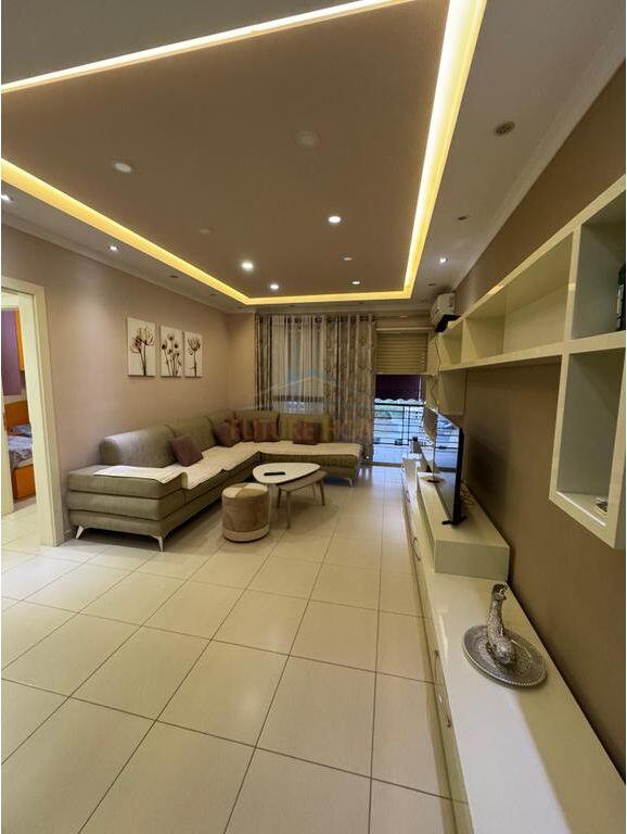 Qera, Apartament 2+1, Fresku, Rruga e Dajtit.