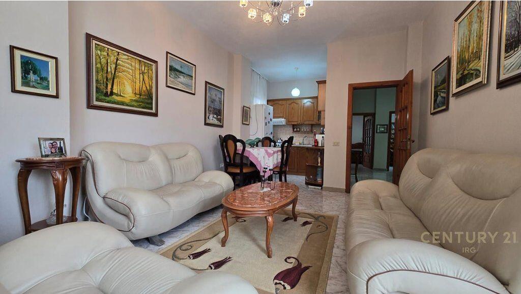 Affittasi 3+1 a Ali Dem 650 euro