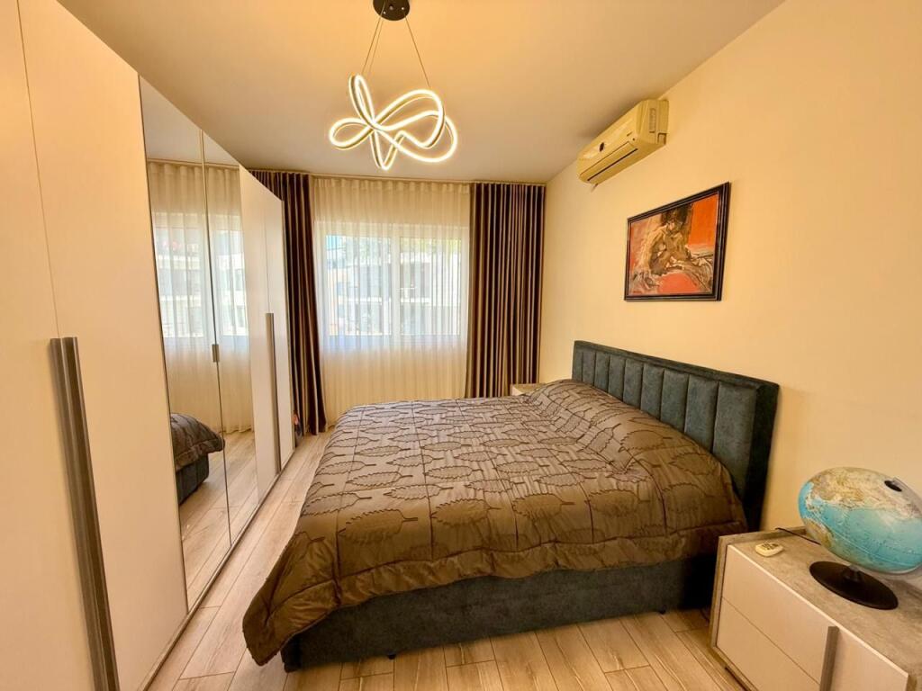 Apartament 1+1 per qira, te Rruga e Kosovareve