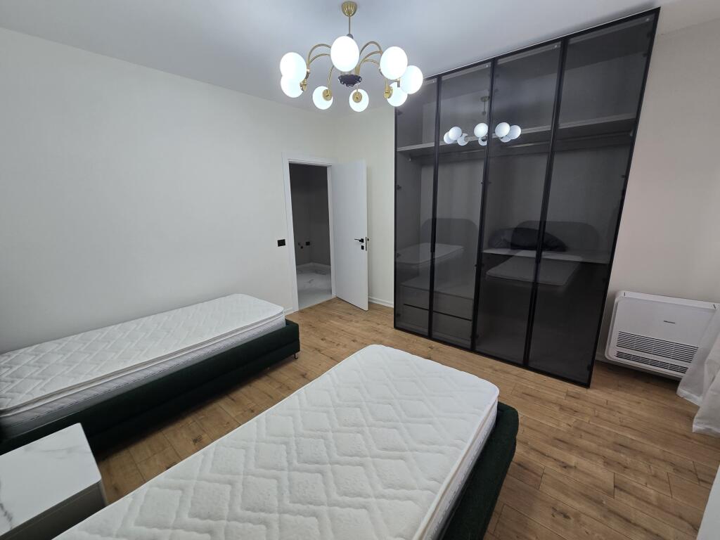 *APARTAMENT 2+1+2+ POST PARKIMI | ME QIRA | LIQENI I FARKËS*