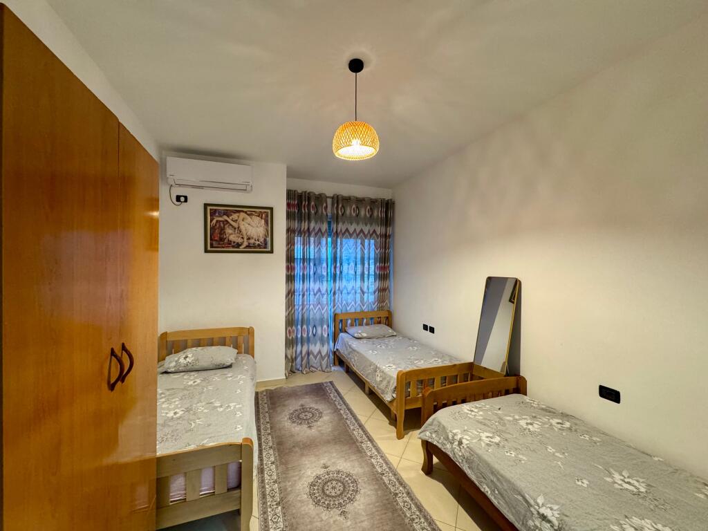 Apartament 2+1 per qira Pazari i Ri