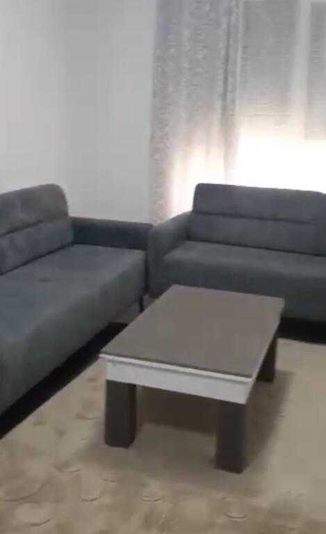 Apartament me qera 1+1 Paskuqan!