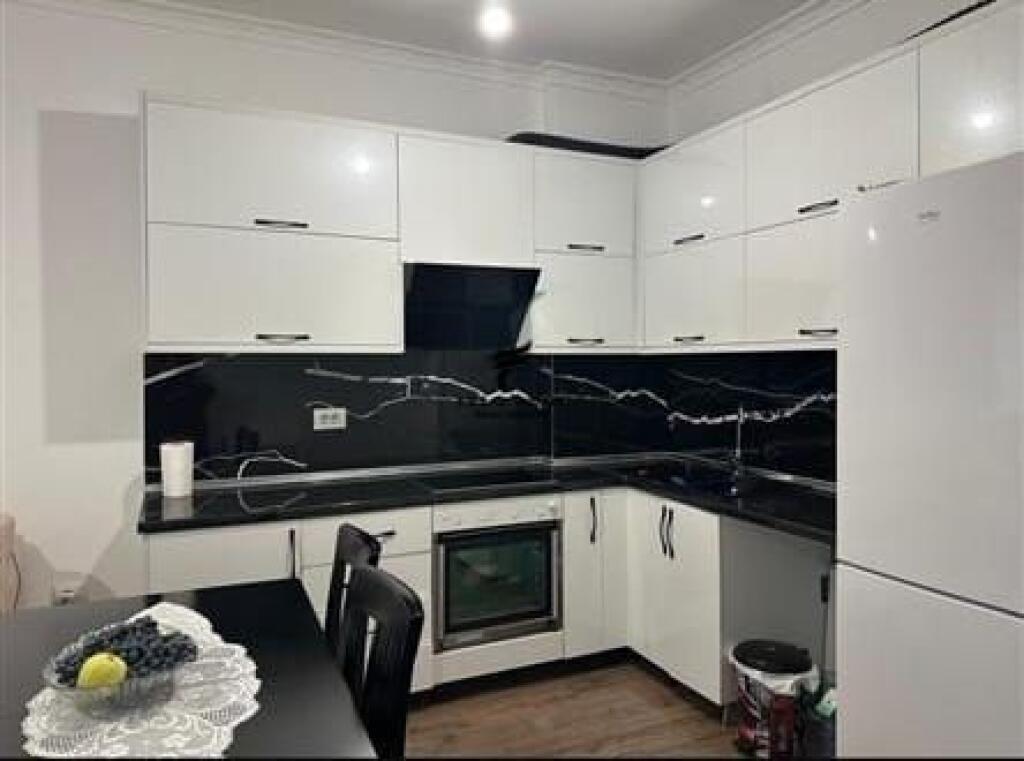 SHITET APARTAMENT 2+1+2 KINOSTUDIO 189.000 EURO