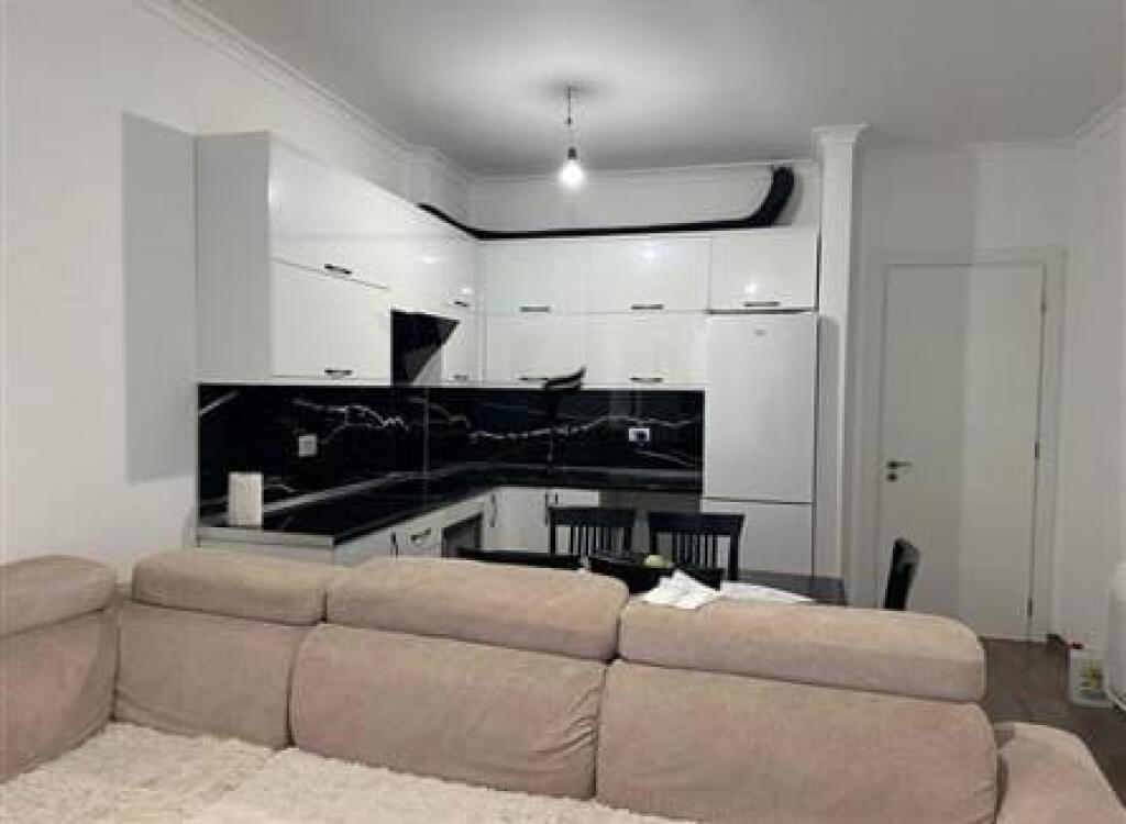 SHITET APARTAMENT 2+1+2 KINOSTUDIO 189.000 EURO