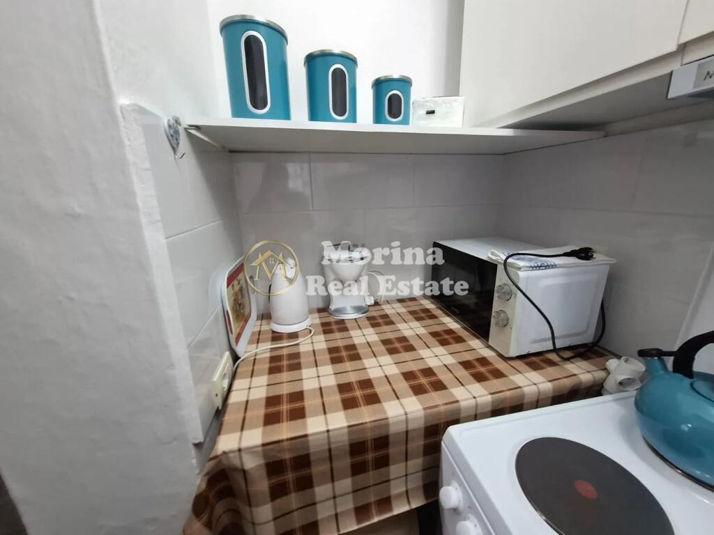 Qera, Apartament 2+1, Pazari Ri, 600 Euro/Muaj