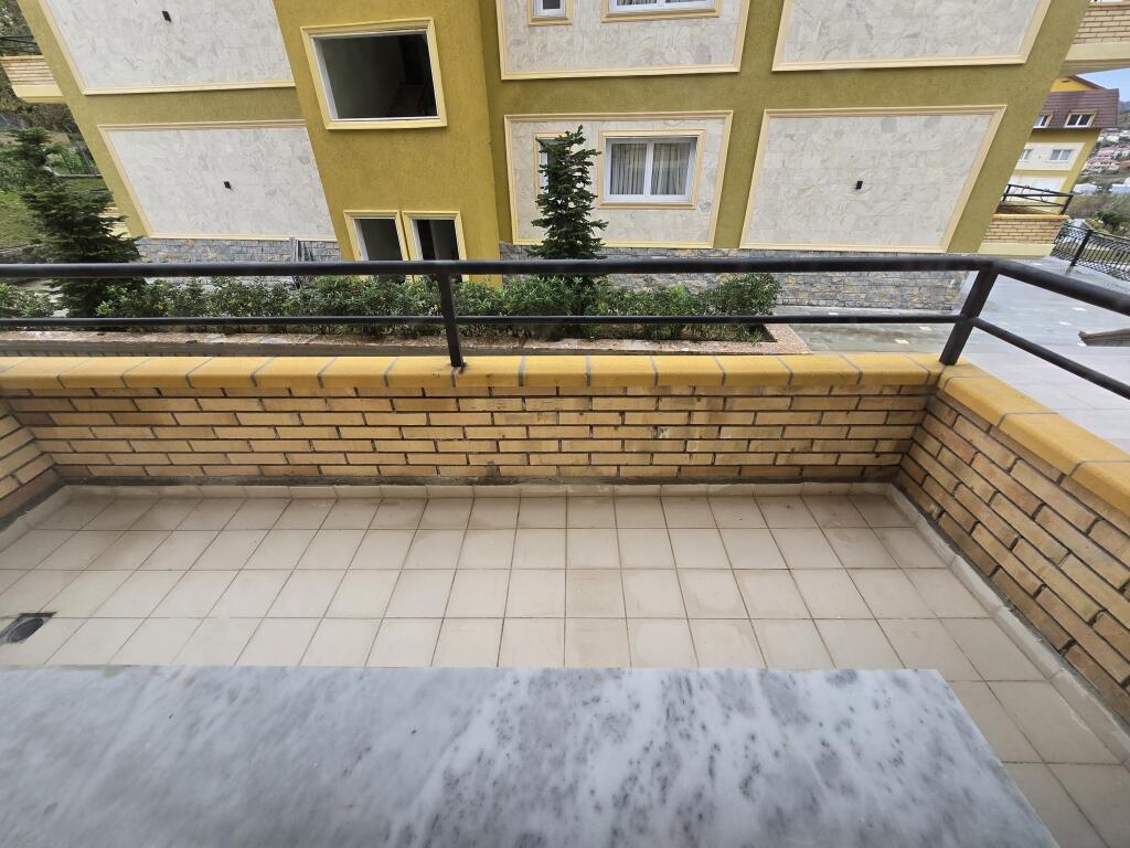 *APARTAMENT 1+1+ POST PARKIMI | ME QIRA | LIQENI I FARKËS*