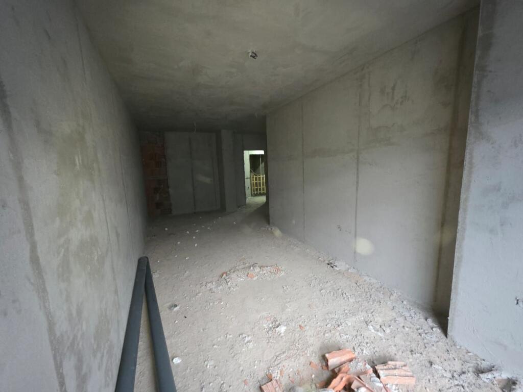 Viale Bajram Curri Appartamento 2+1+2 in Vendita