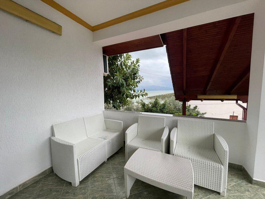 SARANDË, SHESIM VILË 3-KATËSHE ME PAMJE NGA DETI 300,000 €