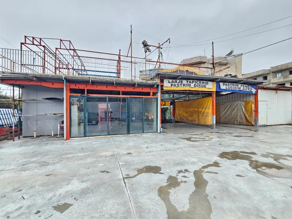 JEPET LAVAZH ME QERA NE PLEPA