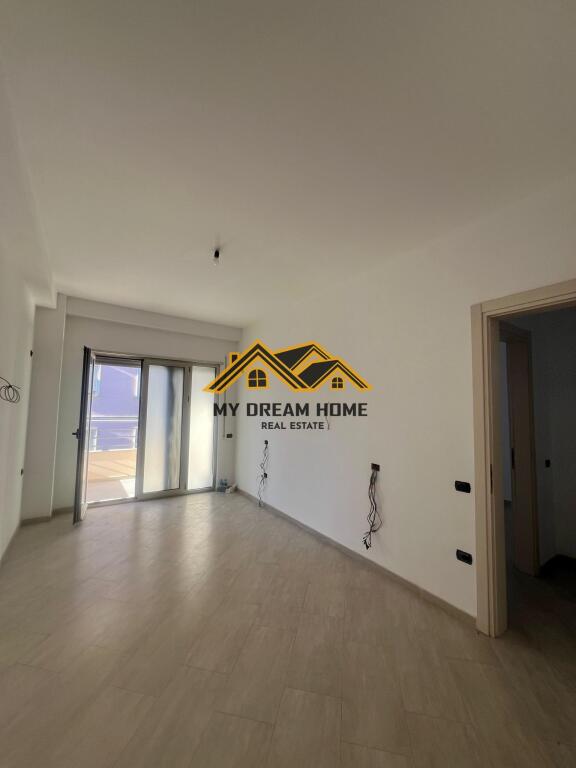 SHITET APARTAMENT 2+1+2TUALETE+2 BALLKONE PRANE PALLATIT SPORTIT!